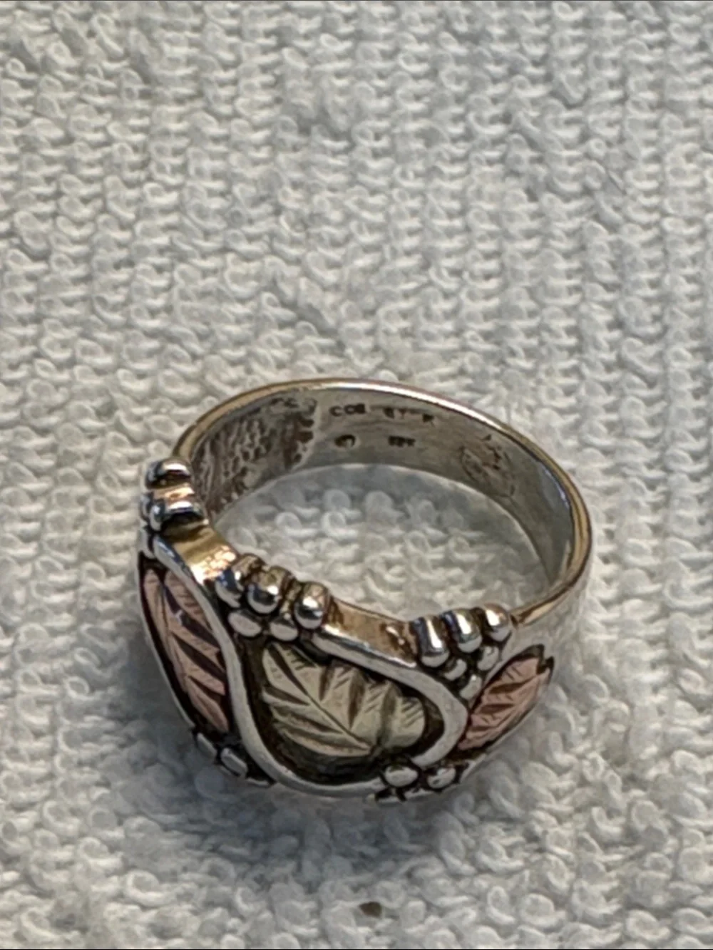 Vintage Coleman Company Black Hills 12K Tri-Color Gold / Sterling Ring SZ 6